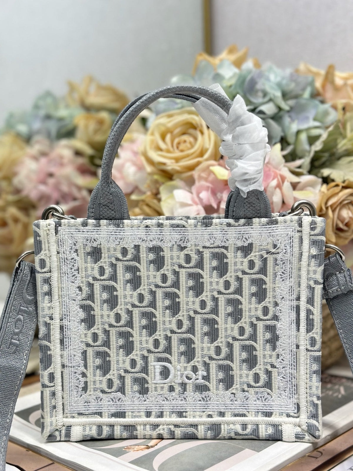 D-Book Tote
