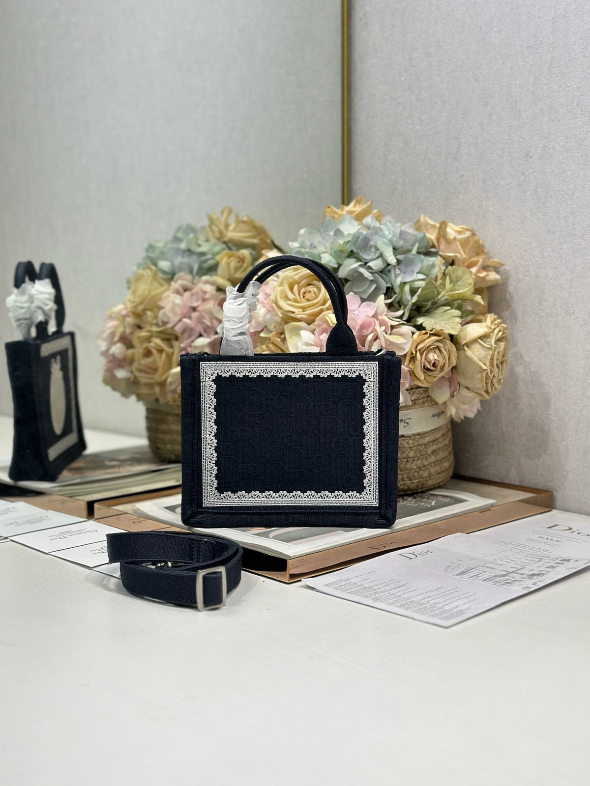 D-Book Tote
