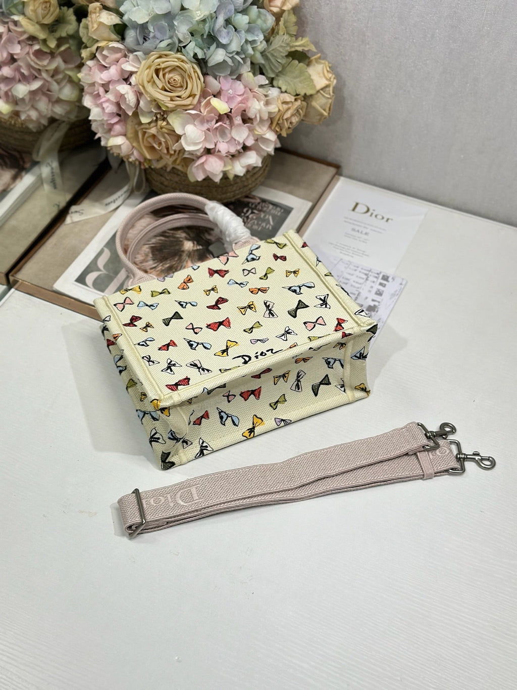 D-Book Tote