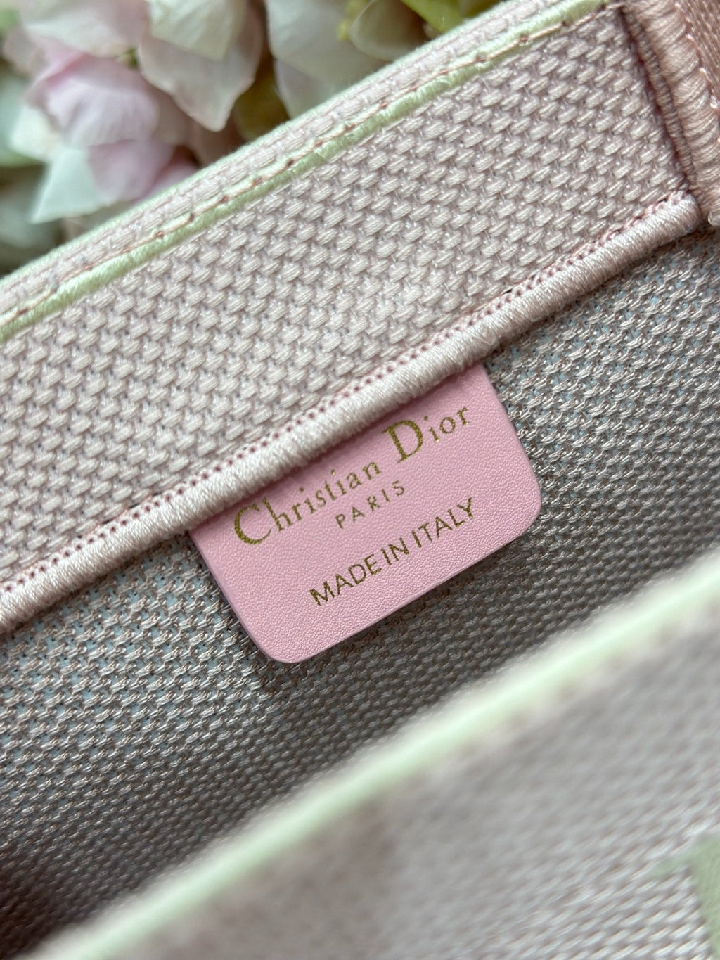 D-Book Tote