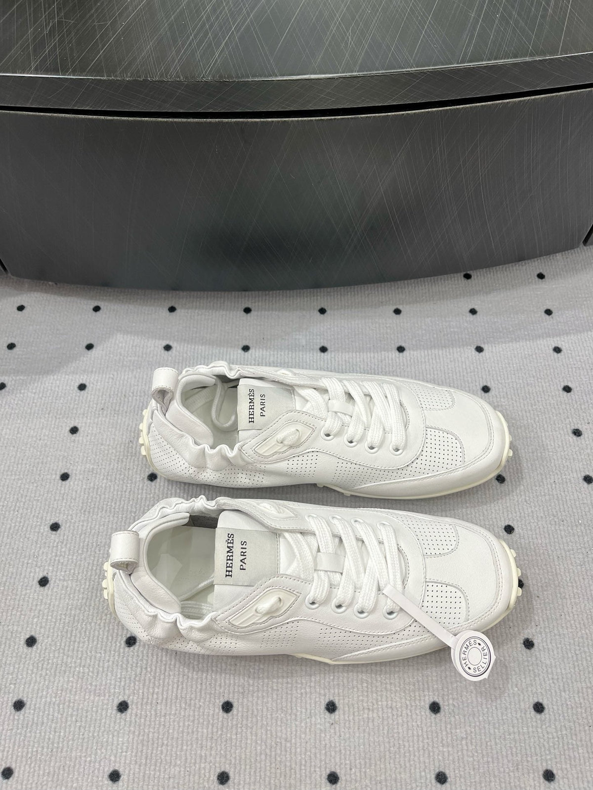 A-Sneakers