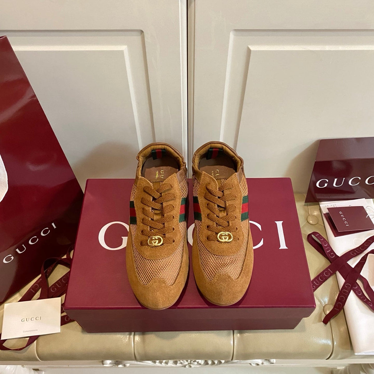 G-Sneakers