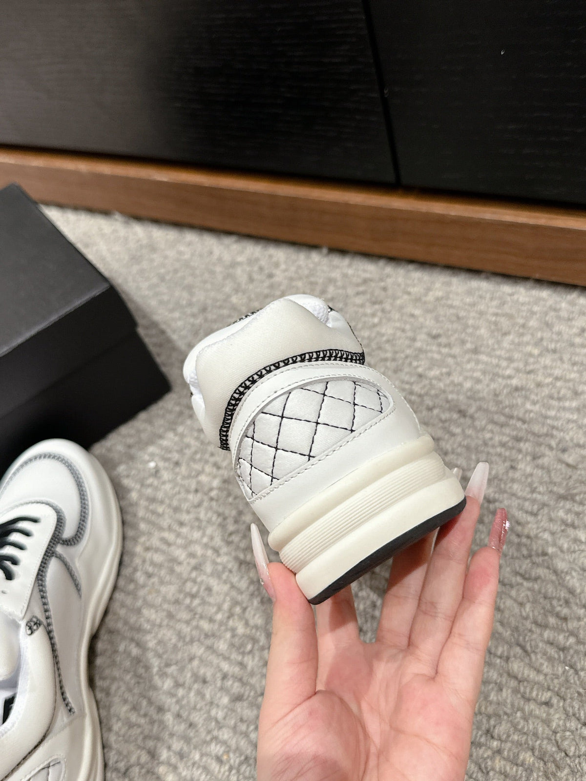 C-Sneakers