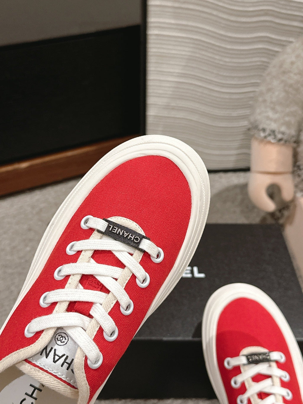 C-Sneakers