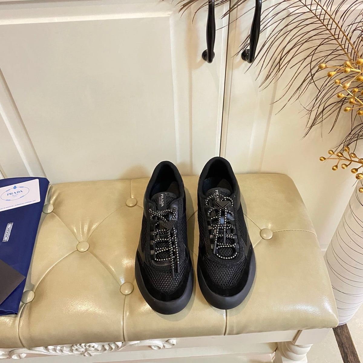 P-Sneakers
