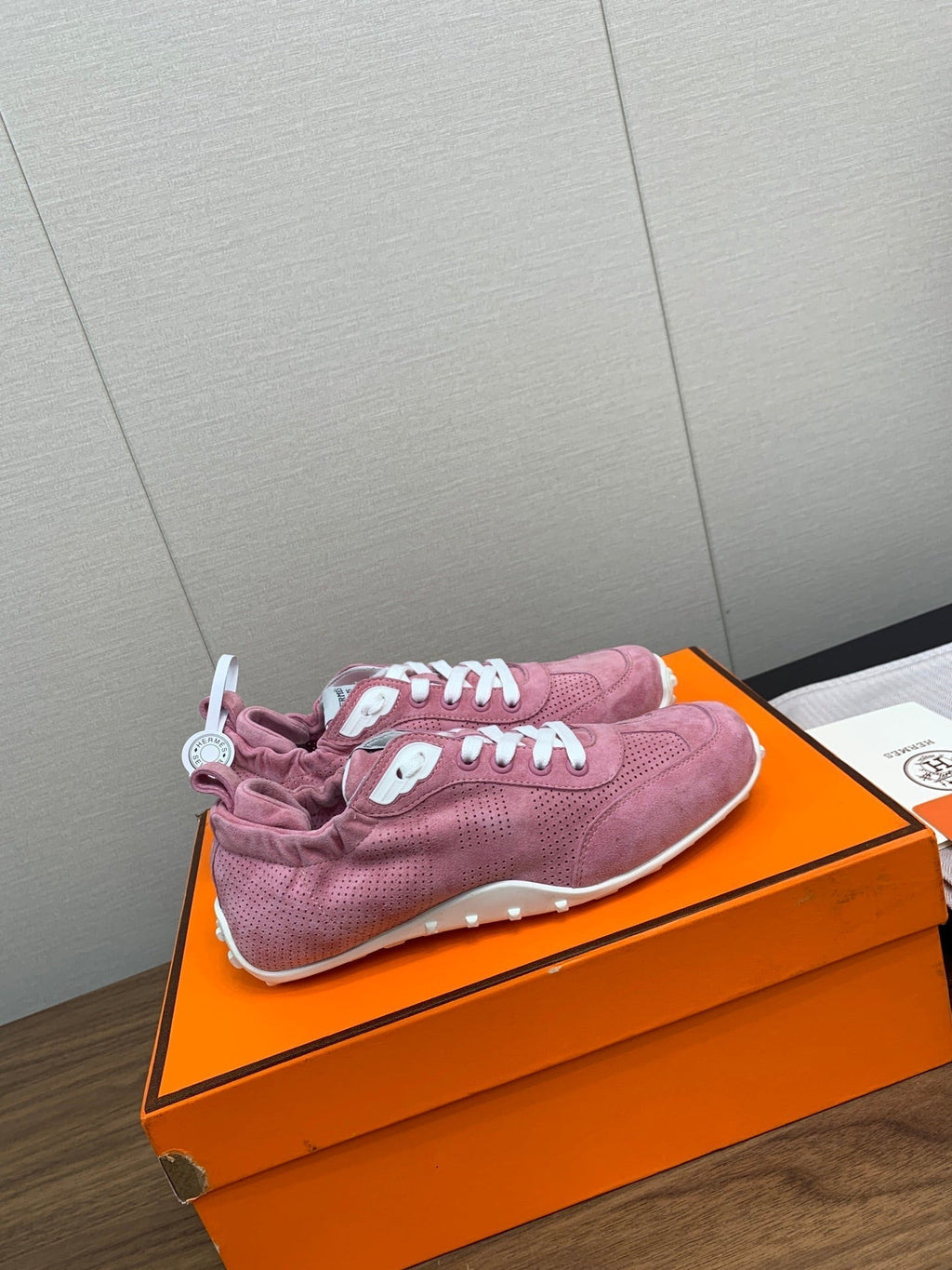 A-Sneakers