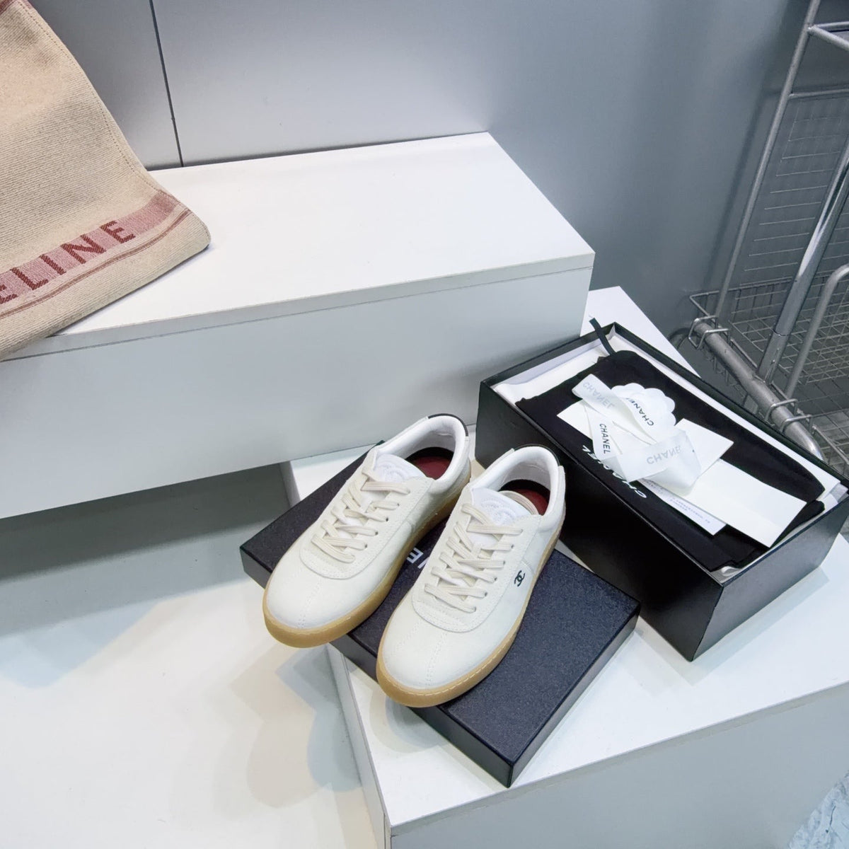 C-Sneakers