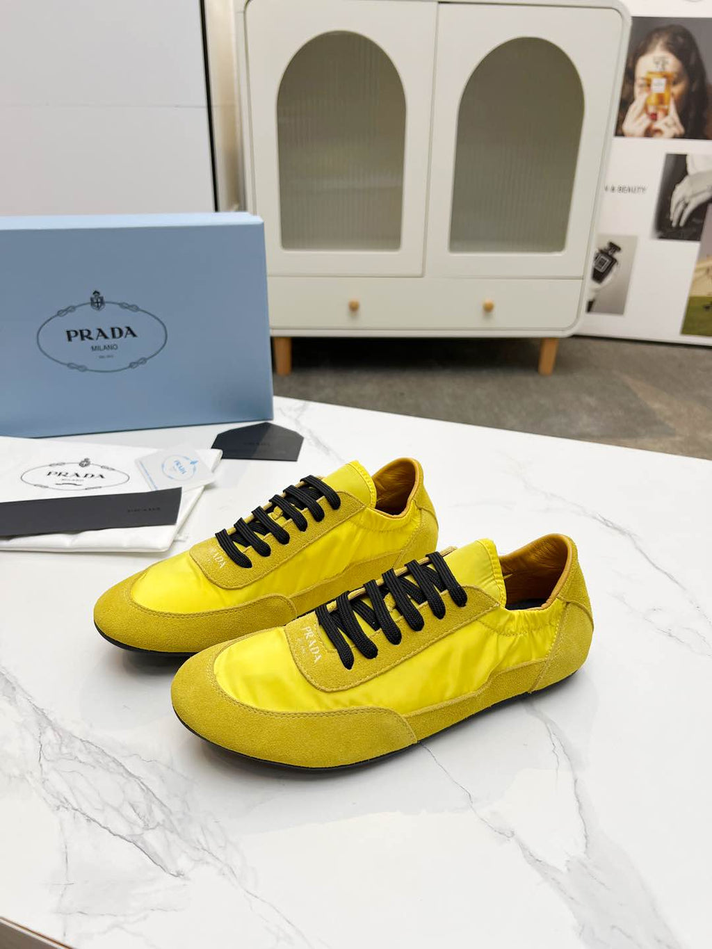 P-Sneakers