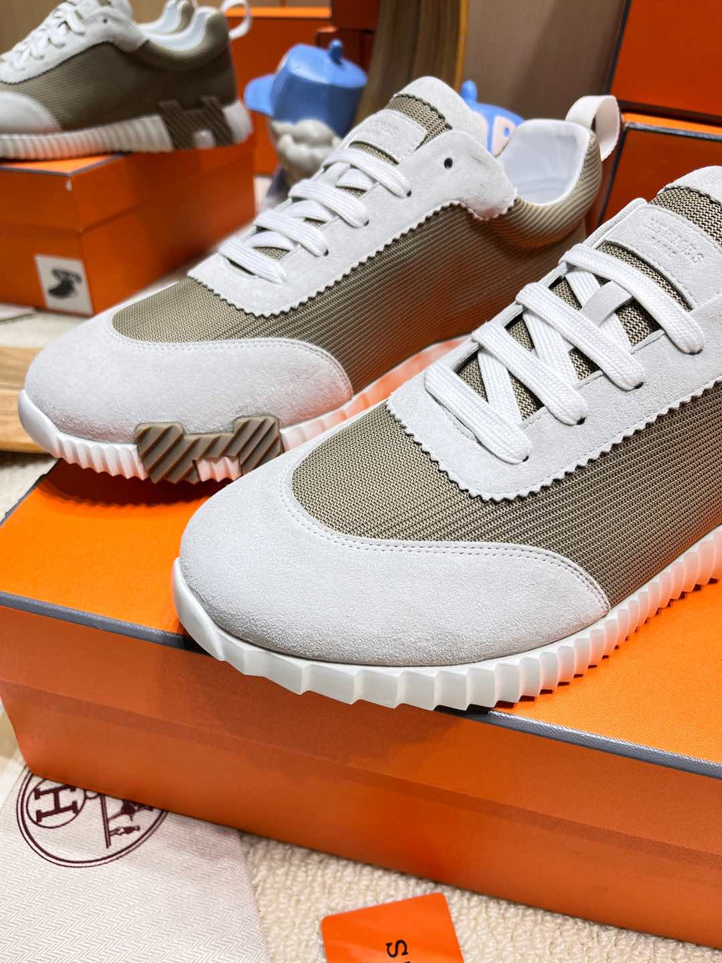 A-Sneakers