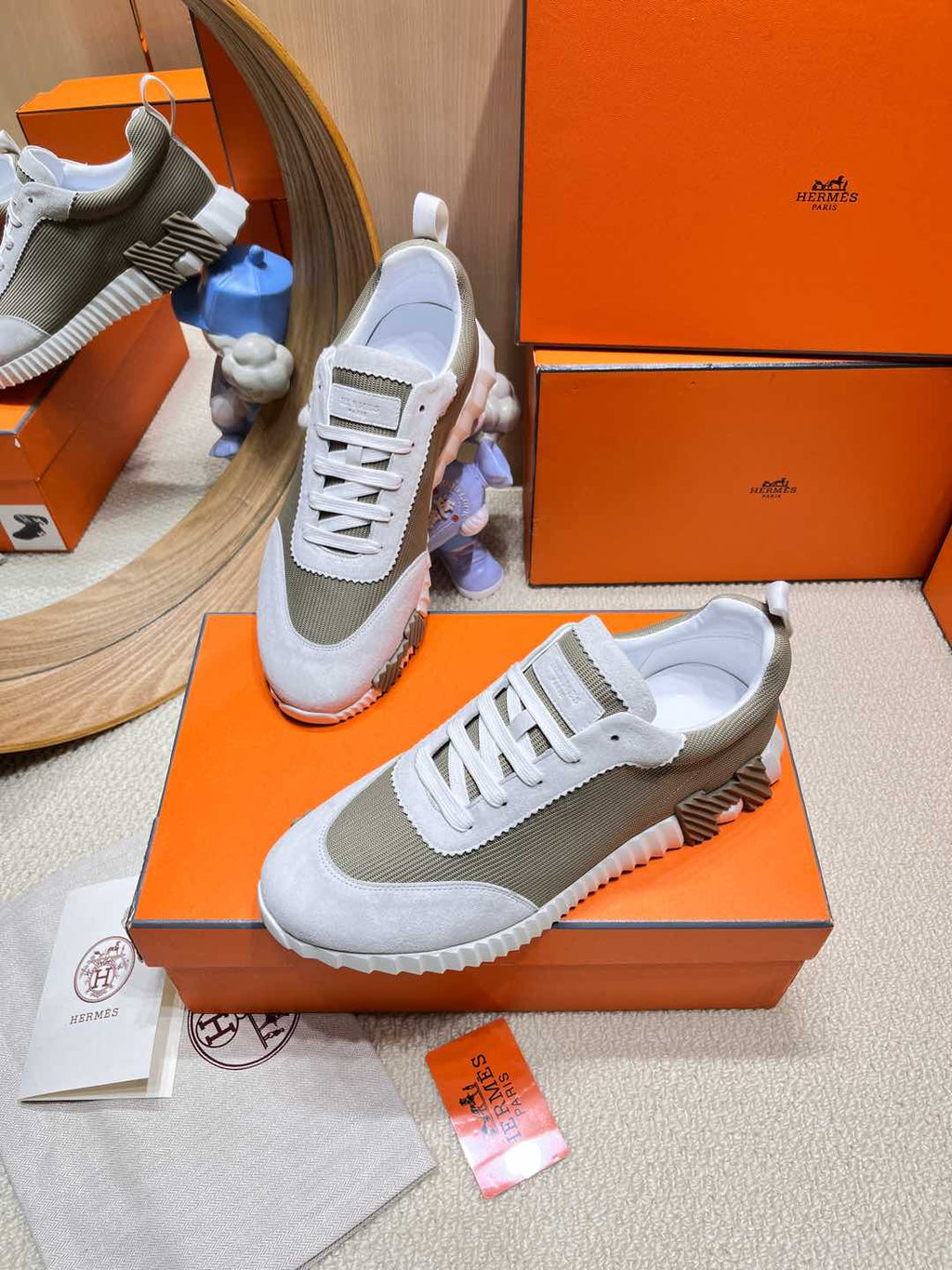 A-Sneakers