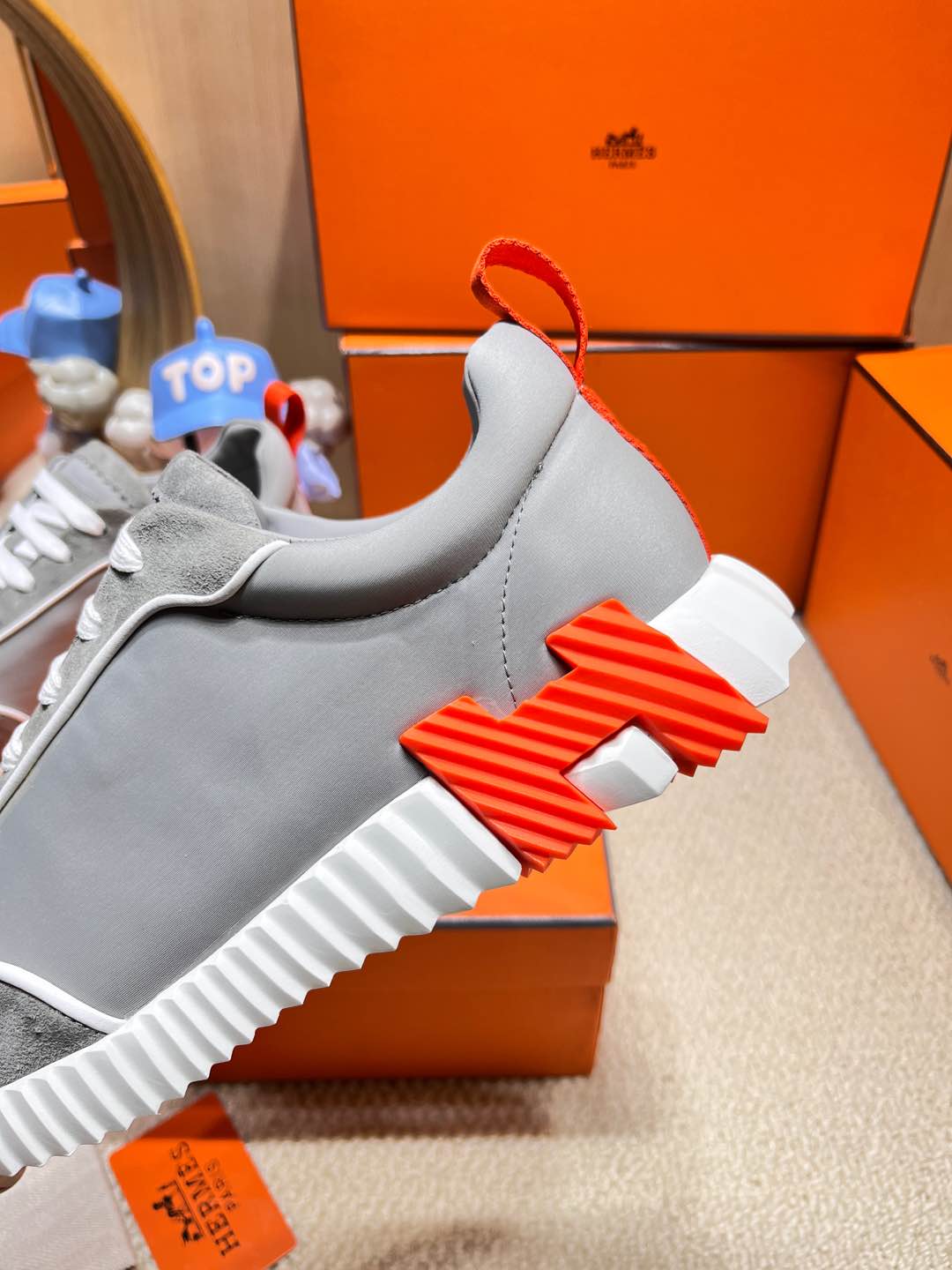 A-Sneakers