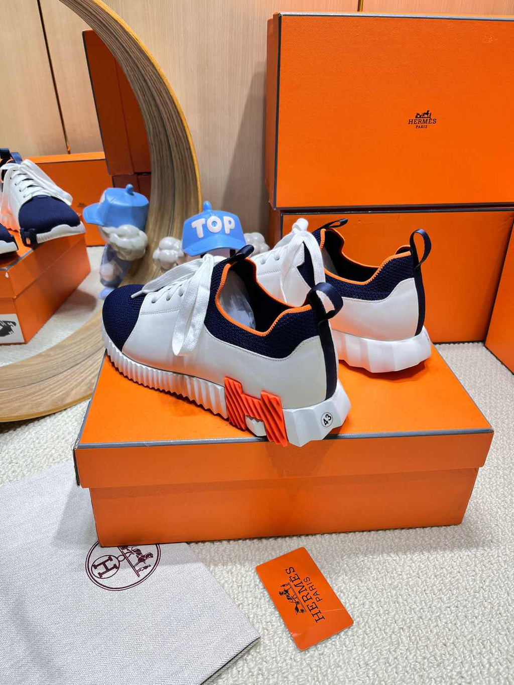 A-Sneakers