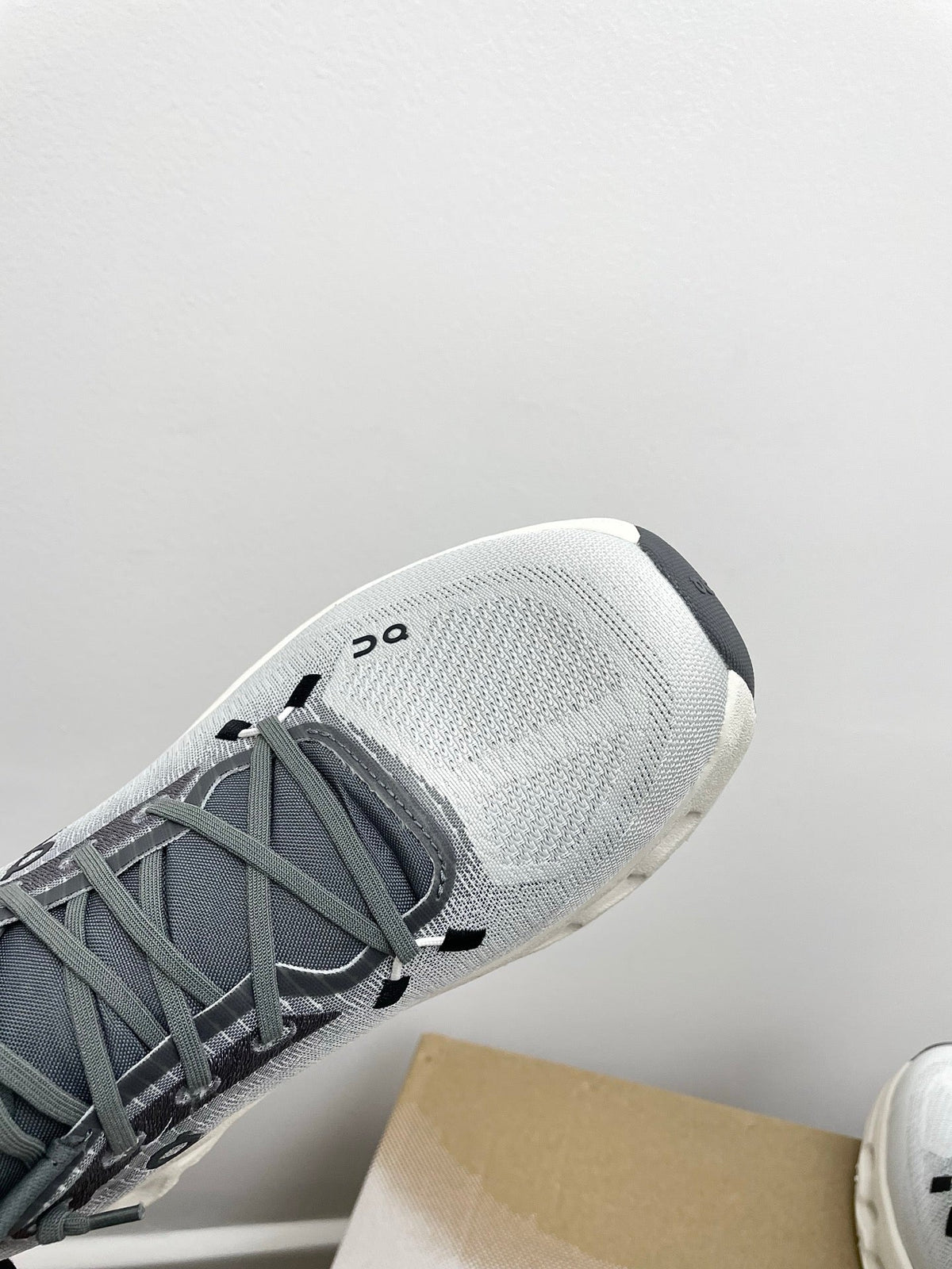 L2-Sneakers