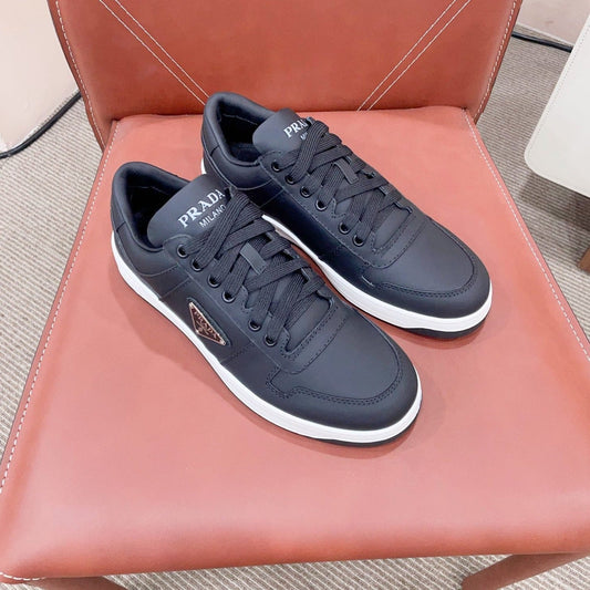 P-Sneakers