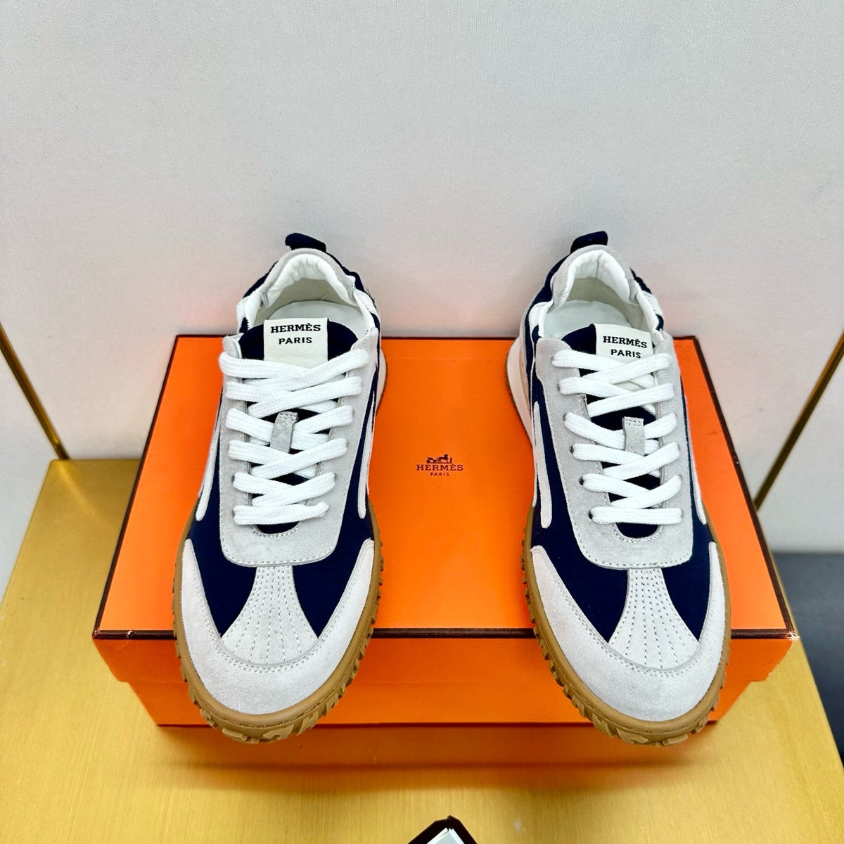 A-Sneakers