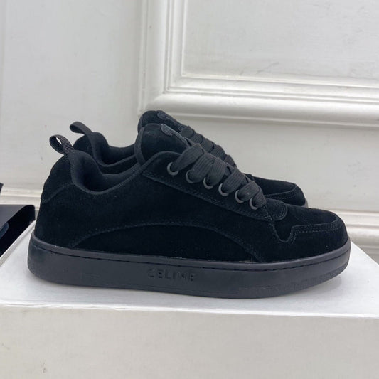 S-Sneakers